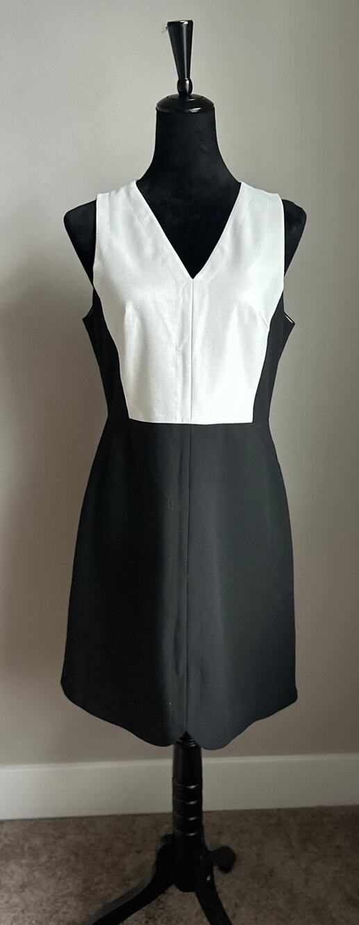 Tibi Women's Cut Black White Colorblock Sheath Sleeveless Dress Size 10